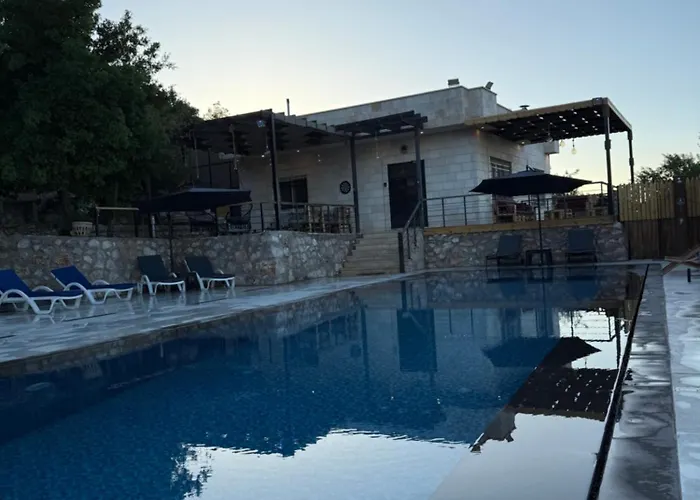 Oak Farm مزرعة البلوط