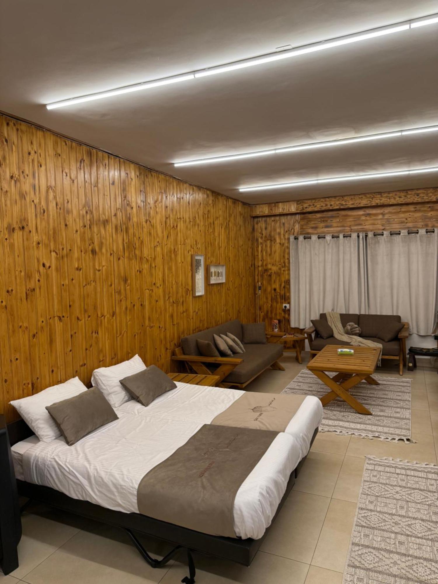 Oak Farm مزرعة البلوط * ‘Ajlūn