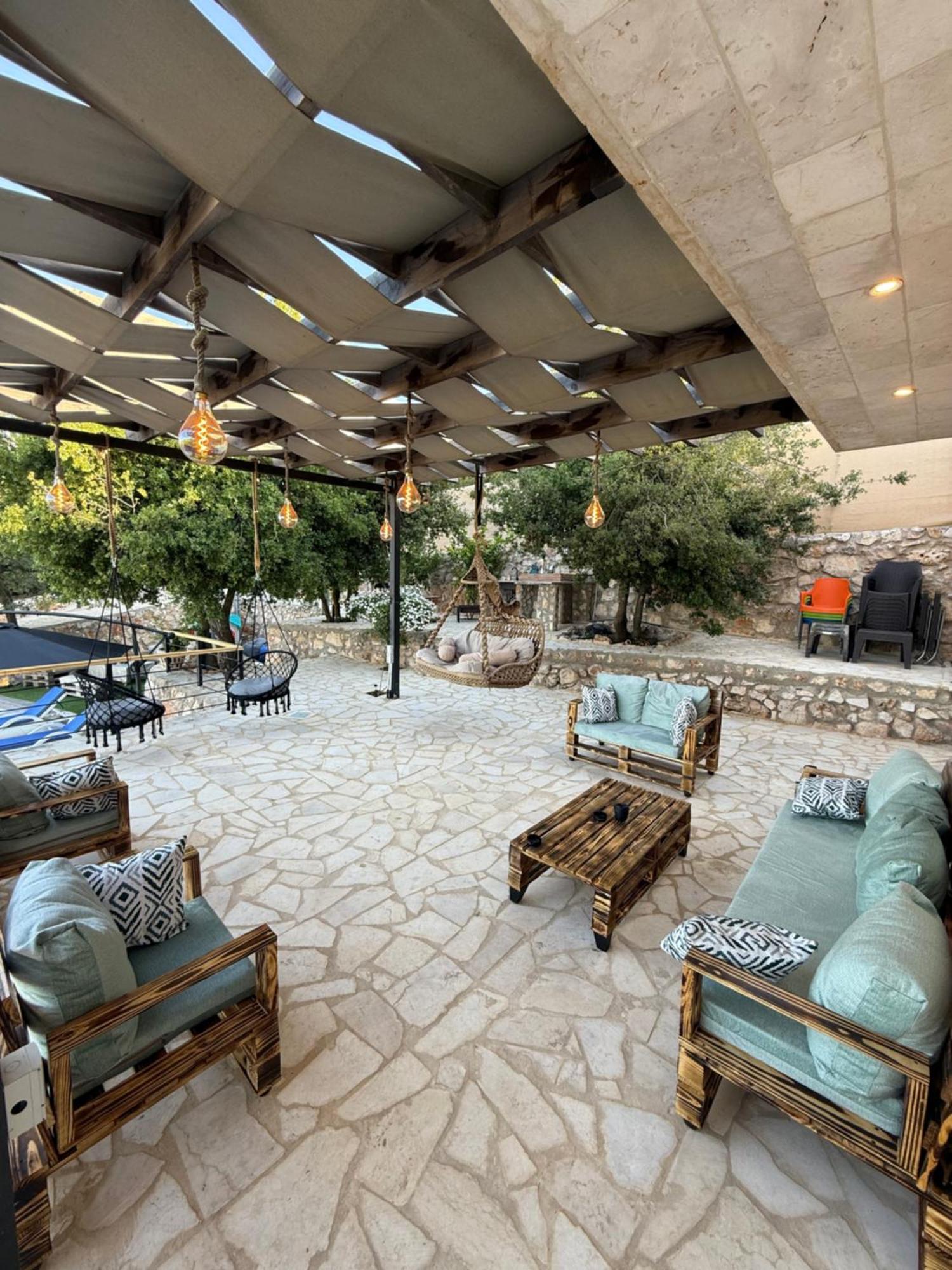 Oak Farm مزرعة البلوط Appartamento ‘Ajlūn